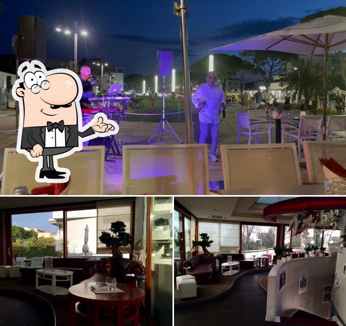 Siediti a un tavolo di Casabianca Café