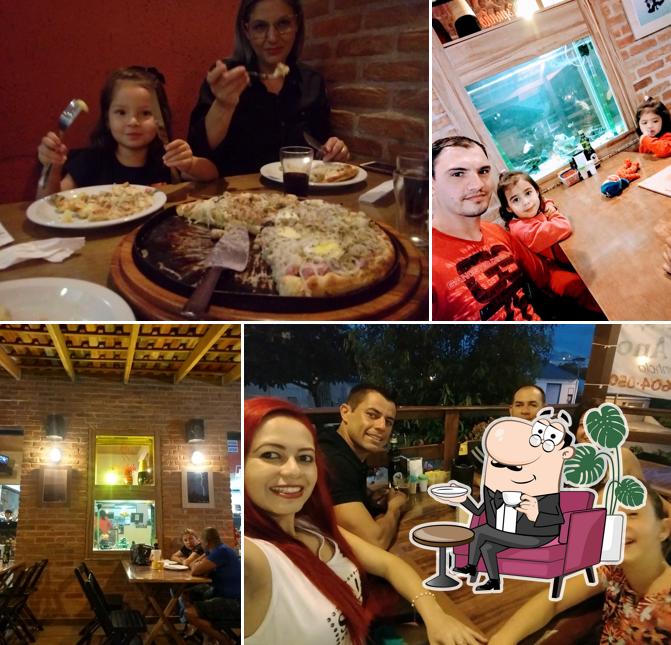 Veja imagens do interior do Espanhola Pizzaria