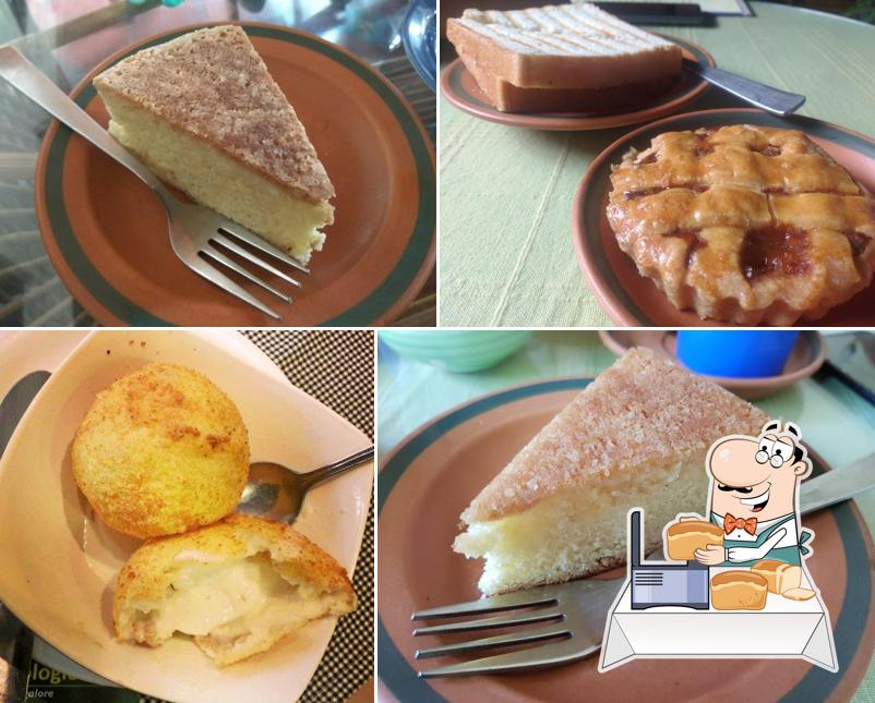 Garlic bread at Malgudi Coffee Shop & Bakery
