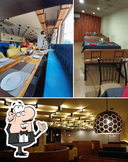 The interior of Sarovar Sabzi Sargam