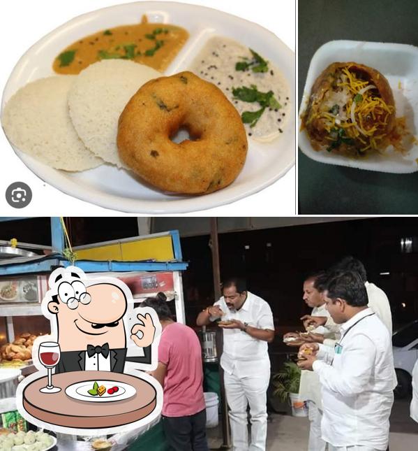 Food at Shabarish Tiffine & Chat