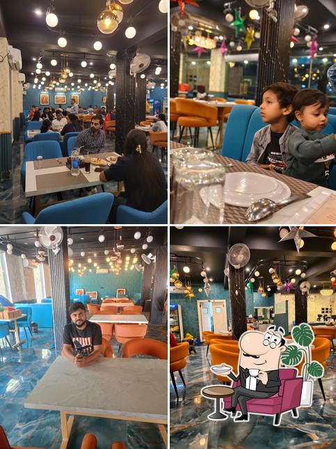 Check out how Sanjha Bela Restaurant looks inside