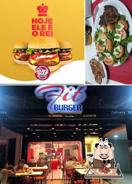 Escolha pratos de carne no Fitburger