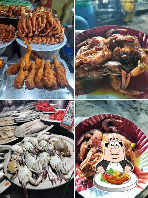 Food at Maa Harachandi Fried Fish Shop