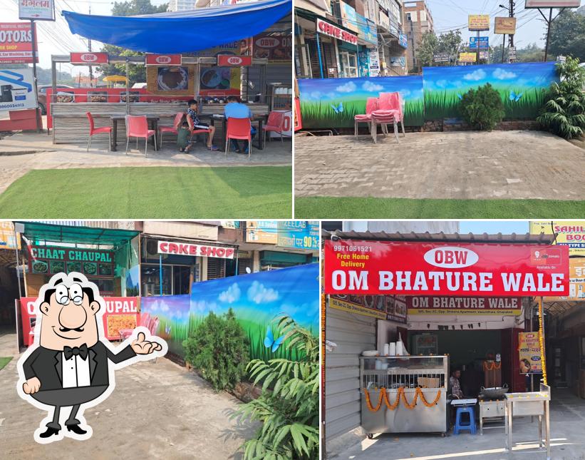 The interior of Om Bhature Wale (OBW)