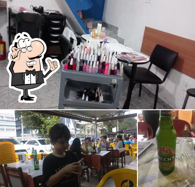A imagem da interior e cerveja no Lanchonete e restaurante Diferente