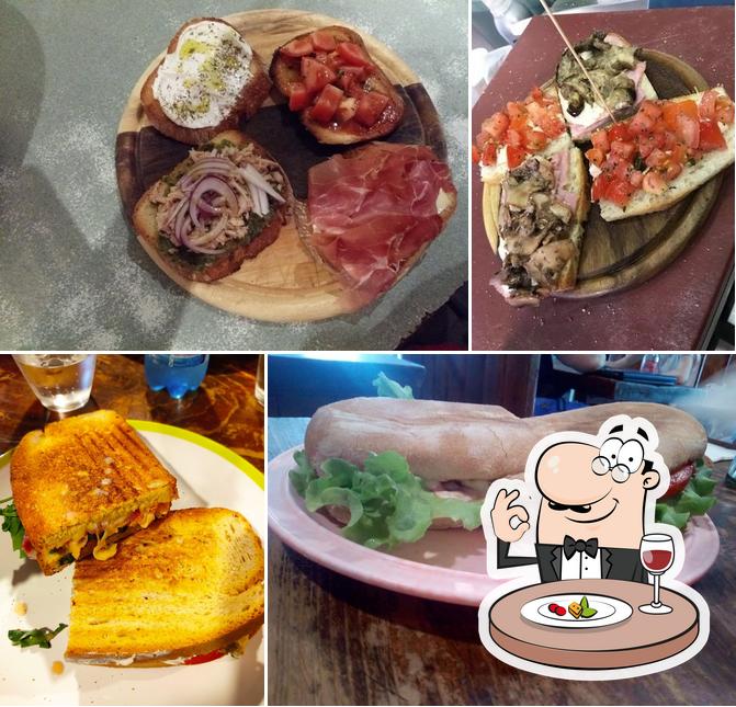 Cibo al Paninoteca Bass