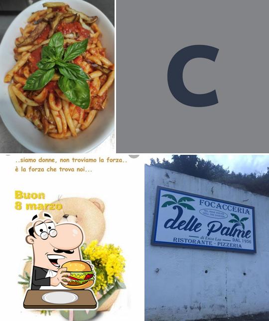 Ordina un hamburger a Caffè delle Palme