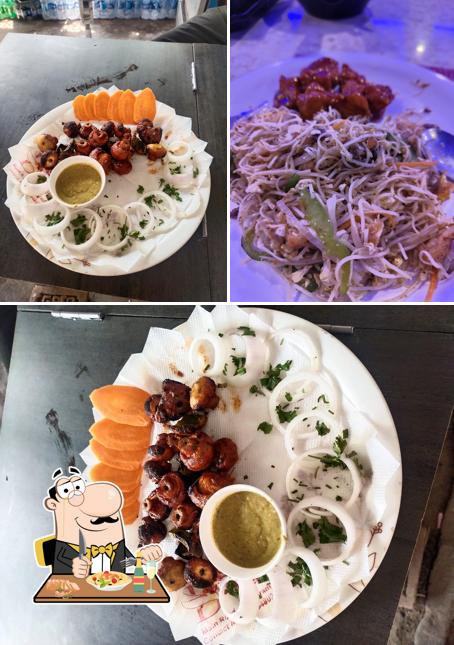 Pad thai at Sri Bhavani restaurant (GREEN PARK)