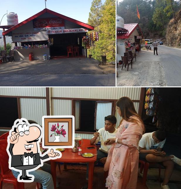 Check out how Thakur bhojnalaya looks inside