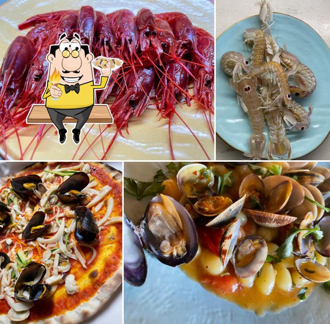 Prenditi tra i molti prodotti di cucina di mare disponibili a La Tartaruga