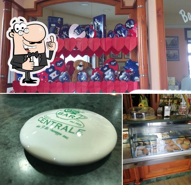 Ecco una foto di Bar Centrale Dei F.Lli Iacuzzo Di Iacuzzo Gianluca E Agnese S.N.C