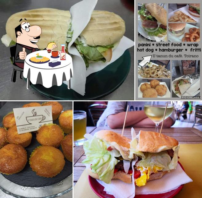 Prenditi un hamburger a U Tanun Du Café