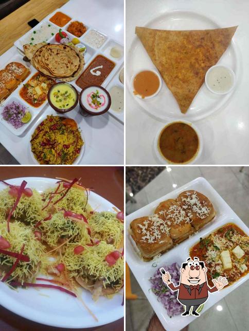 Meals at Flavors