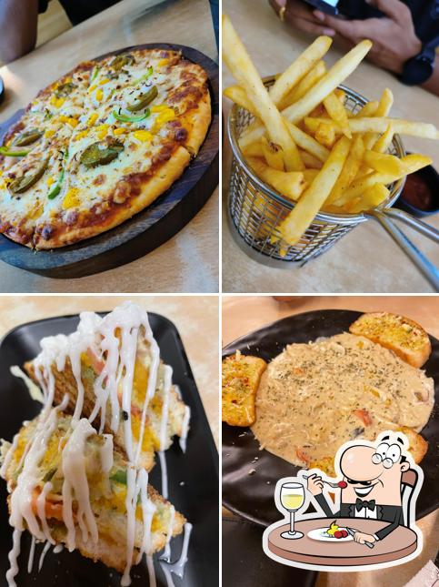 Food at HASHTAG RJ CAFE