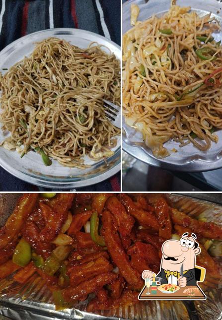 Pad thai at Chow Mow Chinese