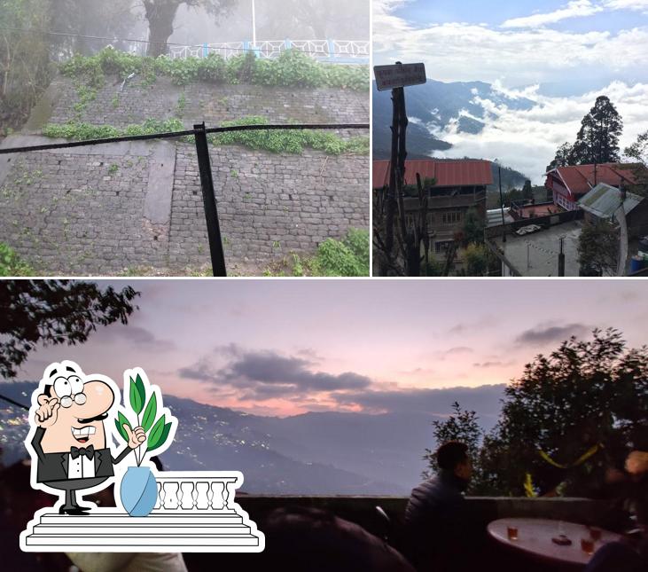 Check out how Hot Stimulating Cafe looks outside