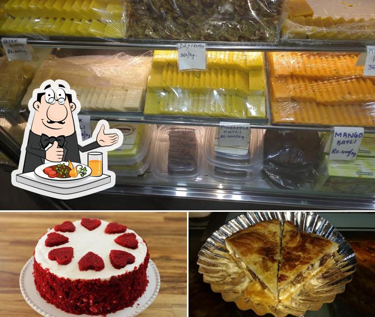 Food at Iyengar Cake World & Sweets
