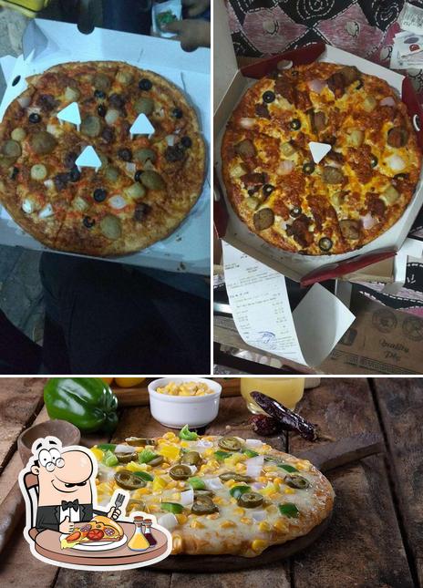Order pizza at Oven Story