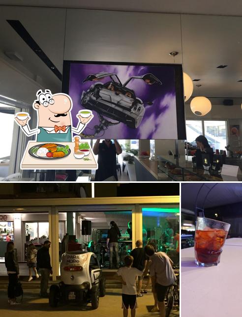 Paramore Cafè - Lido Di Savio si caratterizza per la cibo e esterno