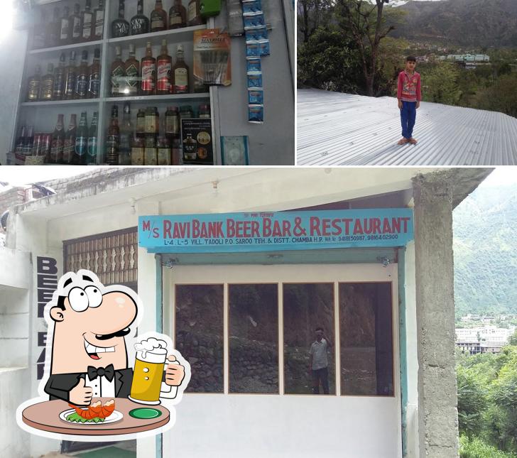 Order a glass of light or dark beer