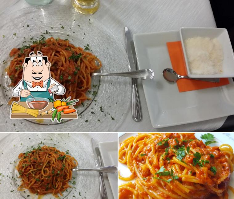 Spaghetti alla bolognese al Pizzeria Santa Caterina