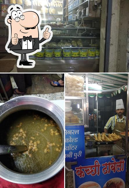 Look at this image of Sangam Delhi Chaat Bhandar Dhanori