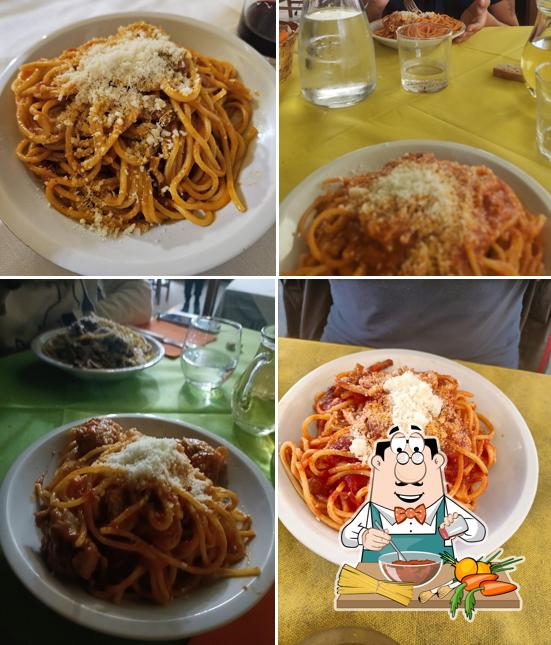 Spaghetti alla bolognese al Trattoria Da Peppina