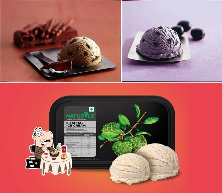 Food at Naturals Ice Cream