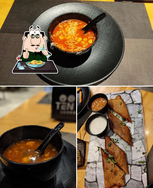 Food at Ten 11 Lounge