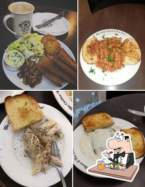 Food at The Coffee Bean & Tea Leaf Pavilion