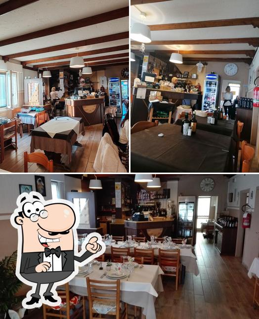 Gli interni di Osteria ai Colli