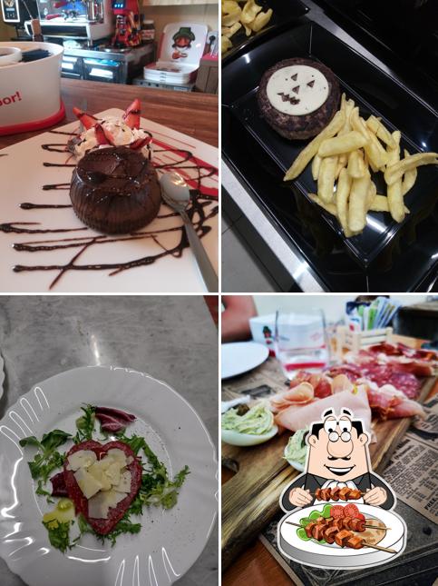 Platti al Trattoria Bar San Martino