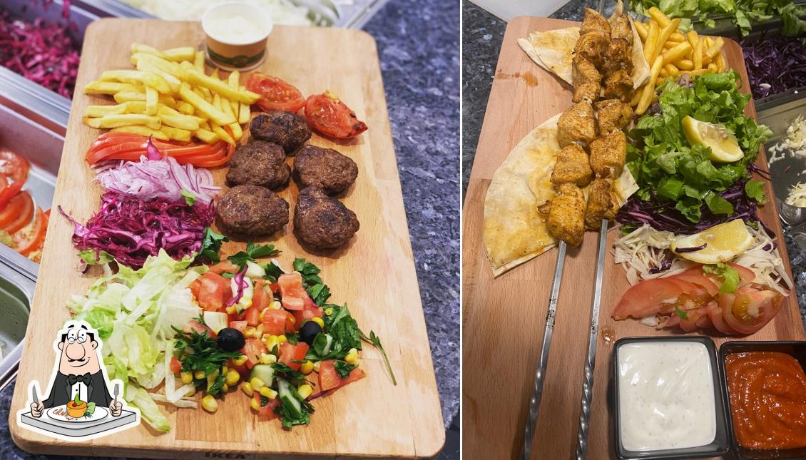 Cibo al PIZZERIA KEBAP degli FORNO A LEGNA