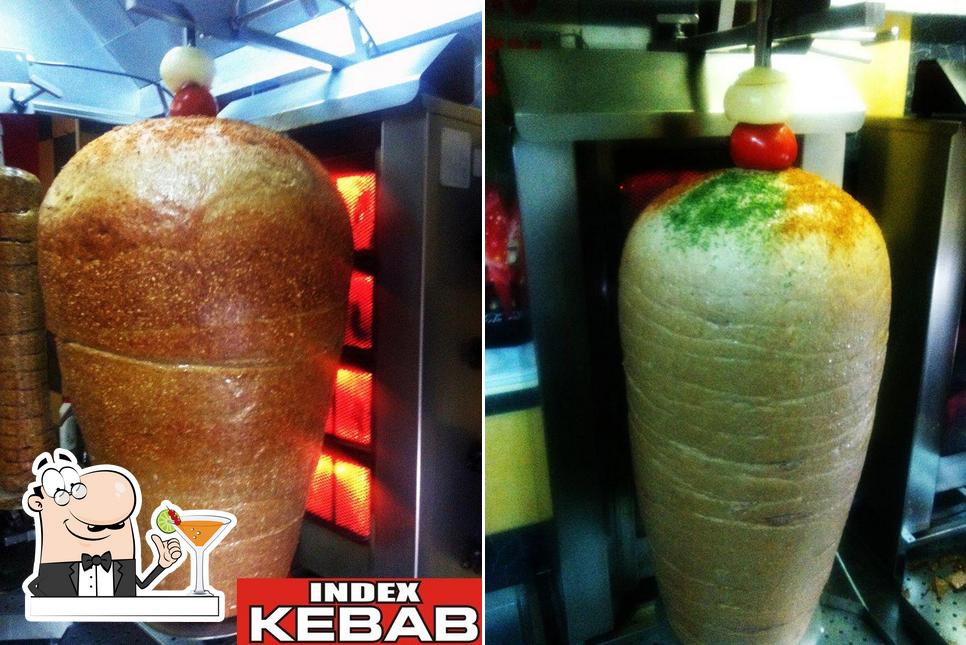 Prenditi un drink dal menu
