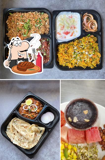 Pick meat meals at REE'STORY - Unlimited Multi Cuisine Food