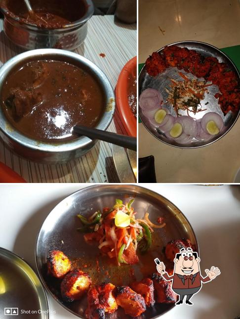 Food at RANWARA DHABA (PATIL WADA)