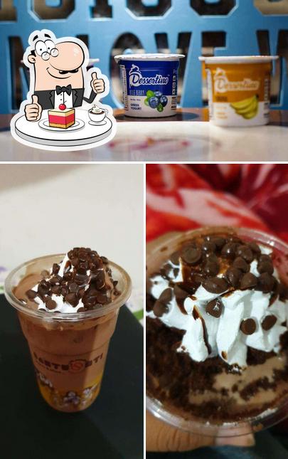 Santushti Shakes and More - Factory Outlet provides a range of sweet dishes