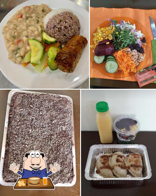 Comida em Restaurante Vegano 2Reginas