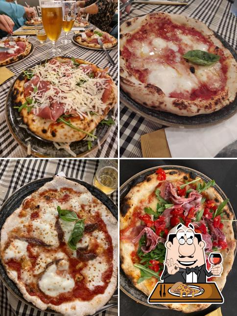A Santa Tecla, puoi prenderti una bella pizza