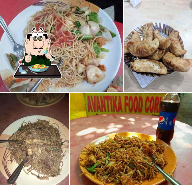 Food at Avantika Corner