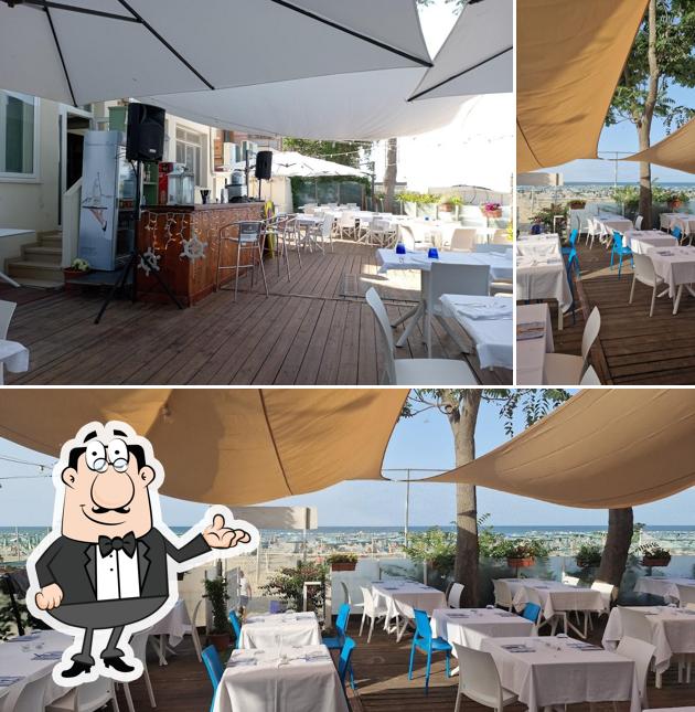 Siediti a un tavolo di Ristorante Pizzeria A'Mare