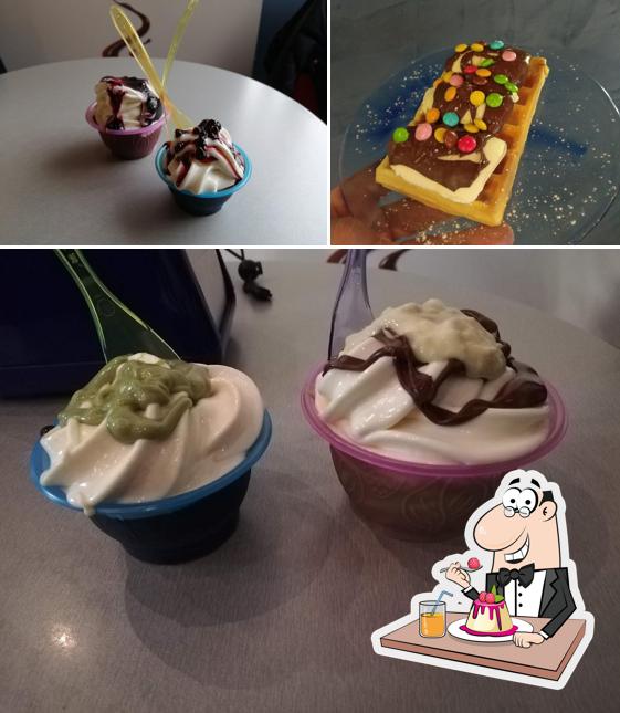 Non scordarti di ordinare un dessert a Blue Angel