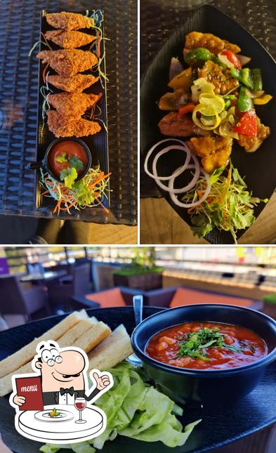 Food at The Road house restaurant 491