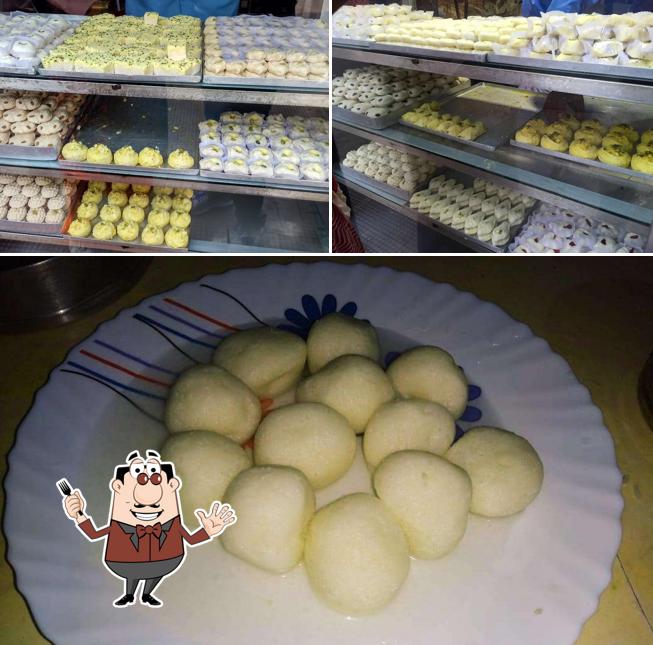 Meals at Chittaranjan Mistanna Bhandar