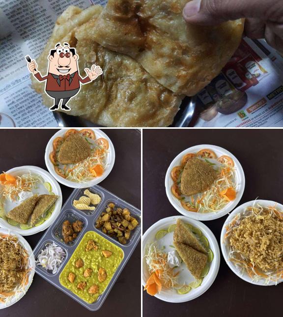 Food at Chaigram Canteen