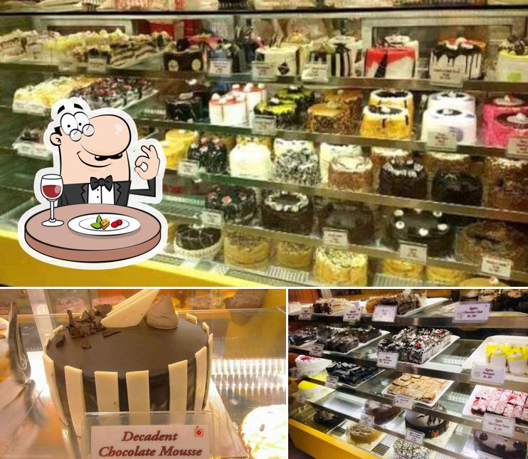 Food at Merwans Cake Stop