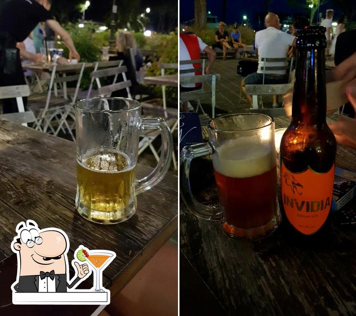 Prova un drink dal menu