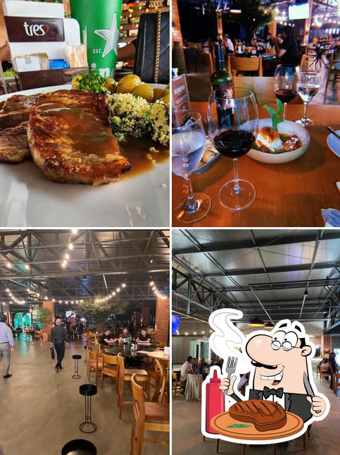 Peça refeições de carne no Ferreiro Rooftop