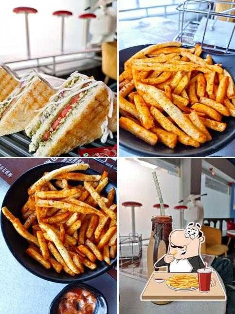 French fries at Chai vaai cafe